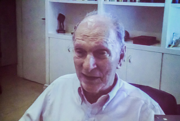 Professor Elon Lages Lima em videoconferência em 2016